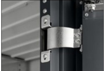 Скрито разположени панти