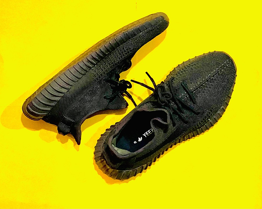 Adidas прекратява отношенията си с Кание Уест с незабавен ефект