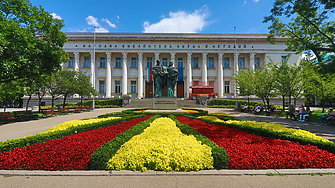 28.11.1878 г.: Създадена е народната библиотека Св. св. Кирил и Методий