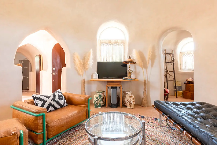 Airbnb