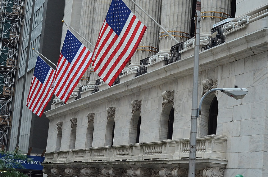 Първи седмичен спад за S&P500 от четири седмици