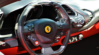 Списъкът с чакащи за ново Ferrari отиде отвъд 2025 г.