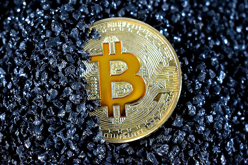 Добивът на биткойни вече използва над 50% възобновяема енергия