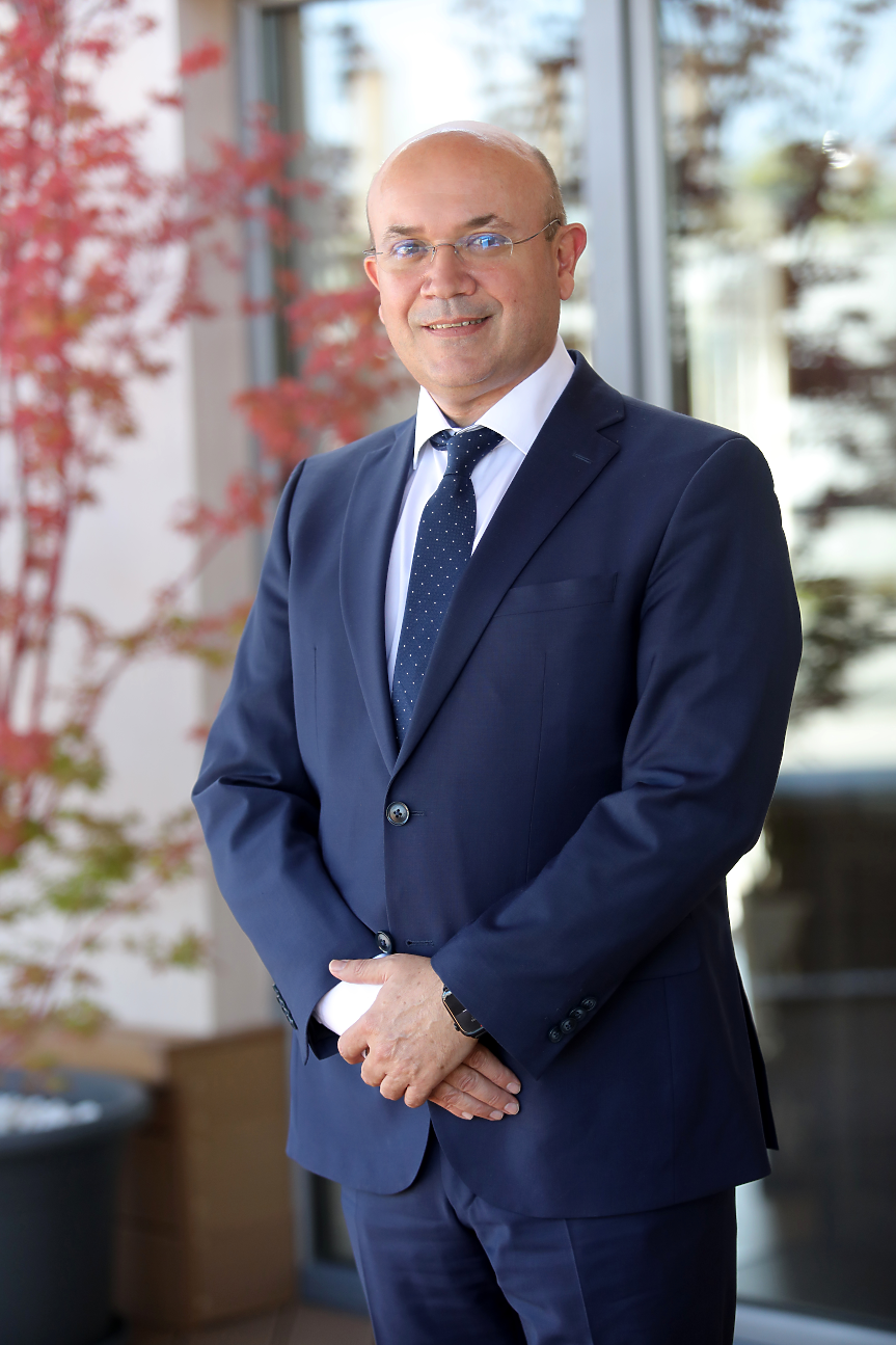 dbr.bg-image