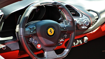 Най-скъпото Ferrari, продавано някога на търг, струва $51.7 млн.