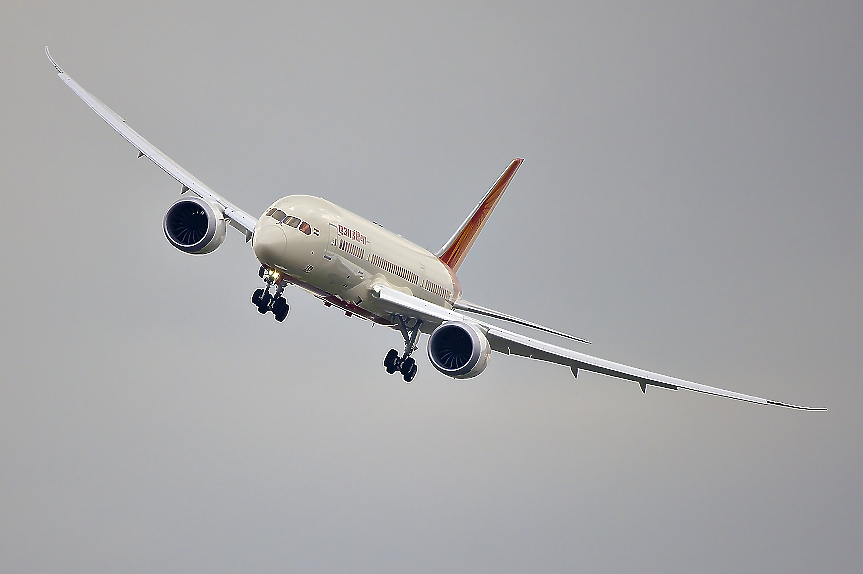 Липсваща част принуди Boeing да поиска инспекция на всички 737 Max