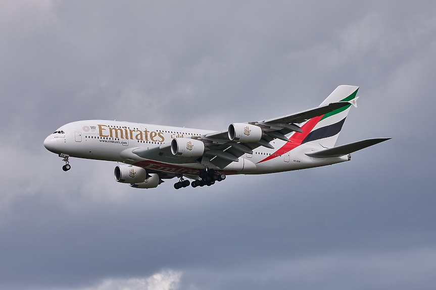 Emirates пуска луксозни куфари от рециклирани самолетни части
