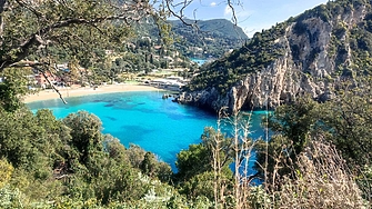 Изумруденият гръцки остров, кръстен на дъщерята на бог