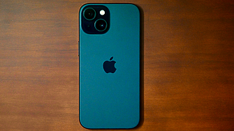 Apple води преговoри с Google за използване на Gemini в iPhone