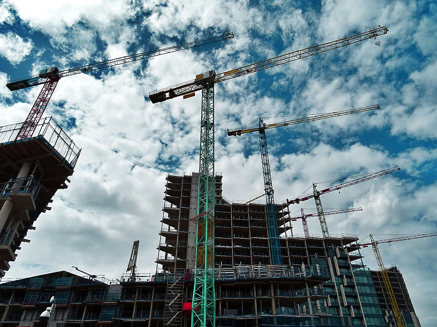 Строителството на сгради намалява с 1.5% за година