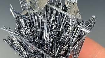 Антимон: Металът, който е и лекарство, и отрова