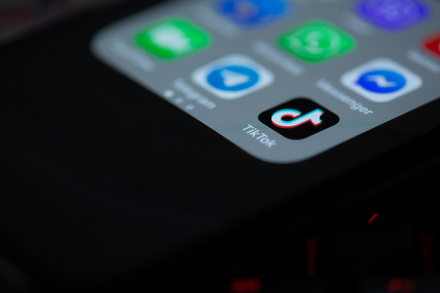 Гласуване в Сената приближи TikTok до забрана в САЩ