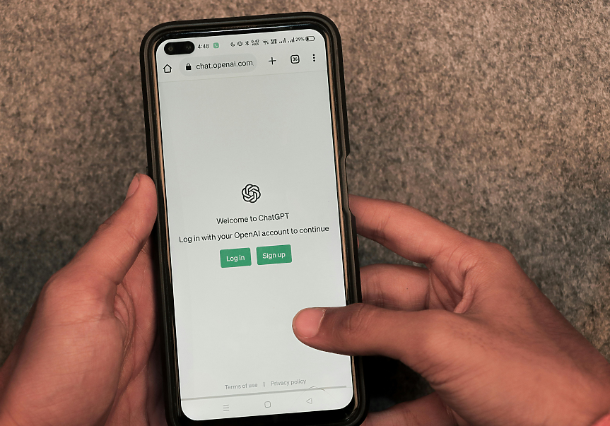 Gen Z предпочита кариерните съвети на ChatGPT пред тези на шефа си
