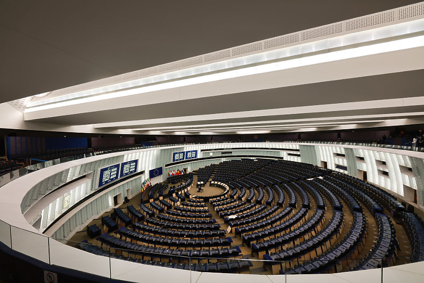 Каква власт има Европейският парламент?