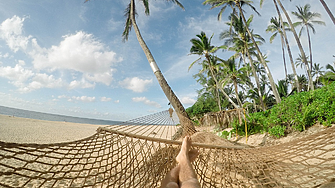 Expedia: Почивката не стига на двама на всеки трима работещи