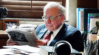 Кешът на Berkshire Hathaway нараства за десето поредно тримесечие