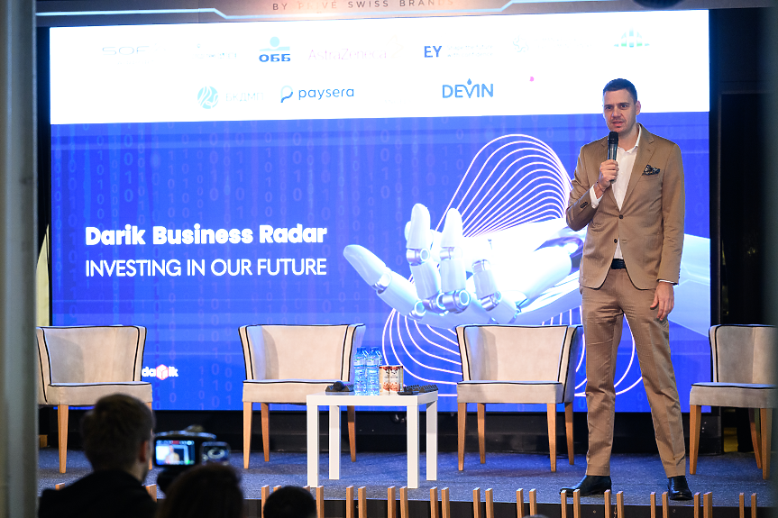 Главният изпълнителен директор на Дарик радио Христо Христов открива Darik Business Radar 2025: Investing in our future