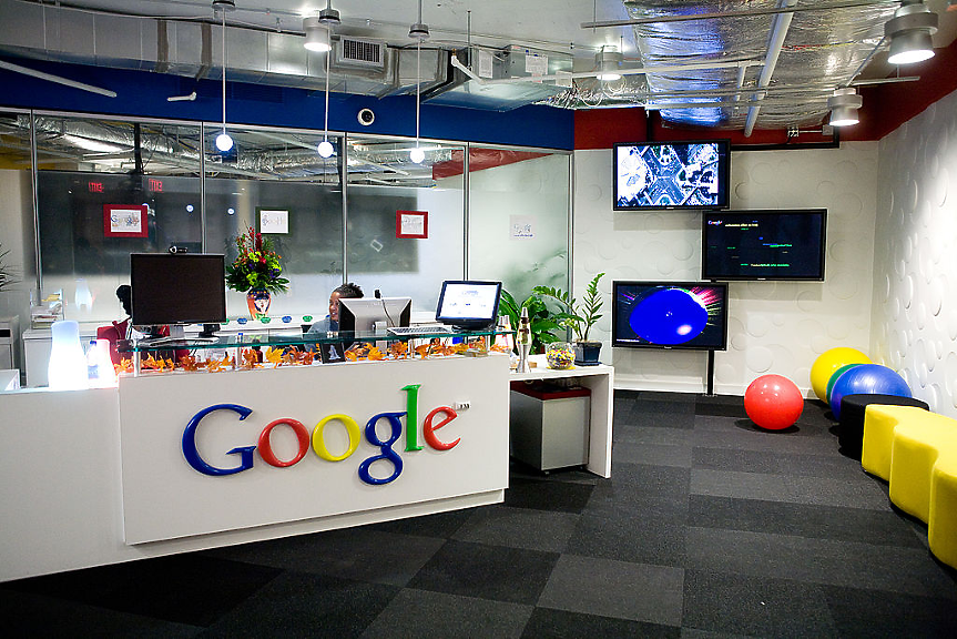 Google към служители: Върнете се 3 дни в седмицата в офиса или губите работата си