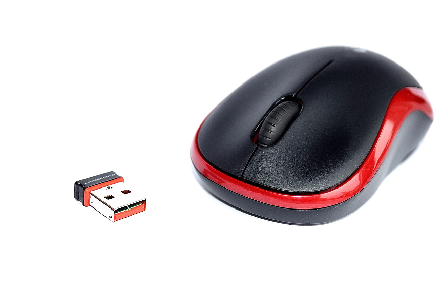 Logitech оттегли прогнозата си за 2026 г.