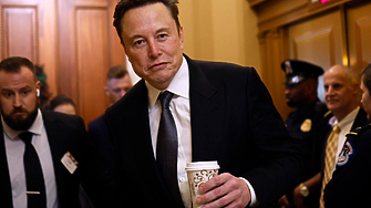Мъск ще намали ролята си в администрацията на Тръмп, за да стабилизира Tesla