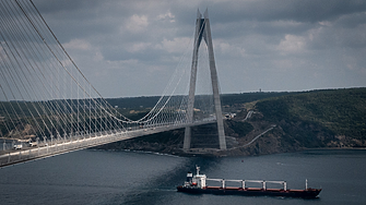 Започна строителството на нов мост между Русия и Северна Корея