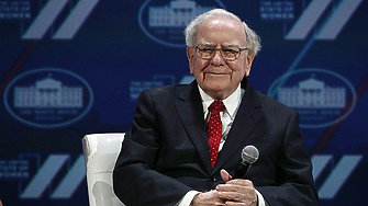 Berkshire Hathaway разпродава банковите си инвестиции