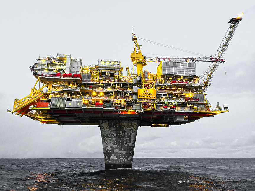 Наша съседка ще търси нефт и газ край бреговете на Пакистан