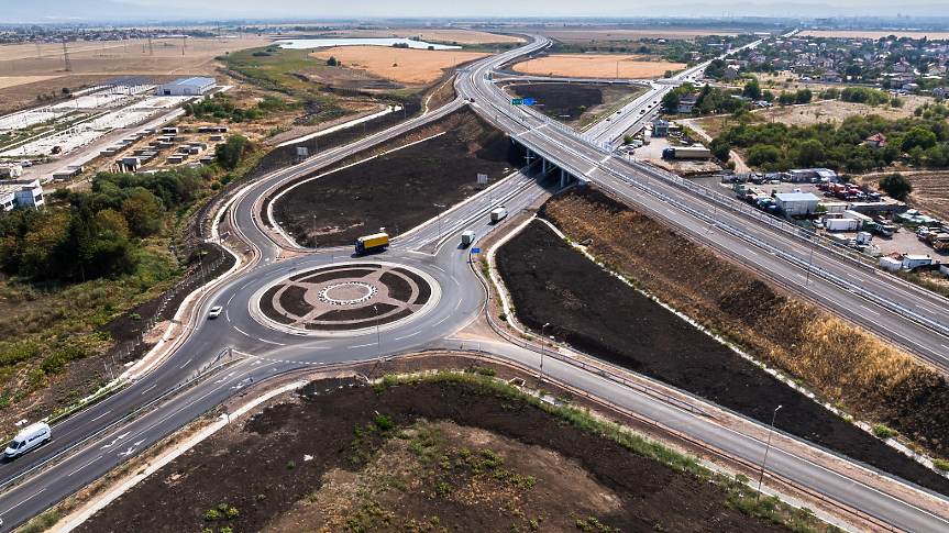 На днешния 14 септември в България за есплоатация ще бъде въведена още една цяла магистрала.
