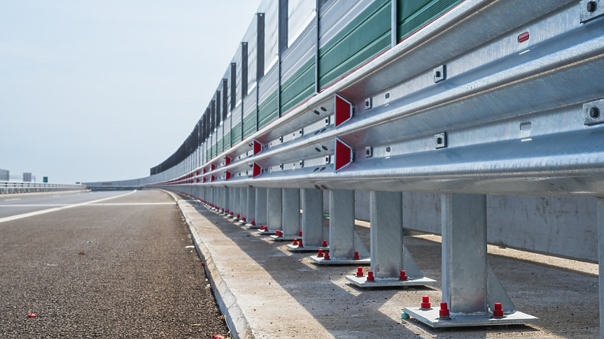 Автомагистрала "Европа" е ключова част от Трансевропейската транспортна мрежа.