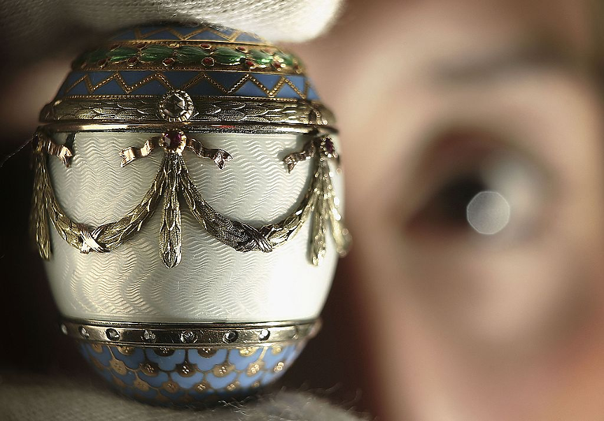 Продадоха бижутерската компания Fabergé за $50 млн.