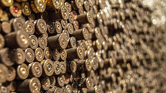 Българската отбранителна индустрия с рекорден ръст: Осигурява 4% от БВП и износ за милиарди