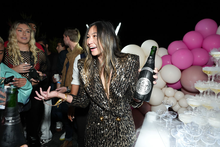 Как минава денят на най-младата жена милиардер в света, която не е наследила парите си? 