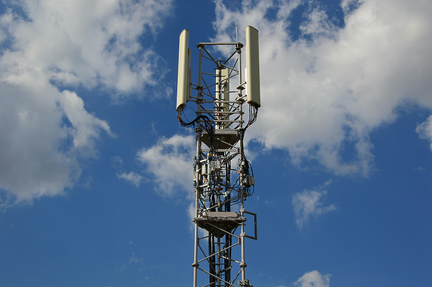 Турция разпределя чрез търг 5G честотите си в пакети за милиарди долари