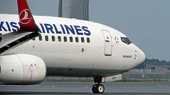 Турция въвежда задължителна безплатна вода за пътниците на всички полети