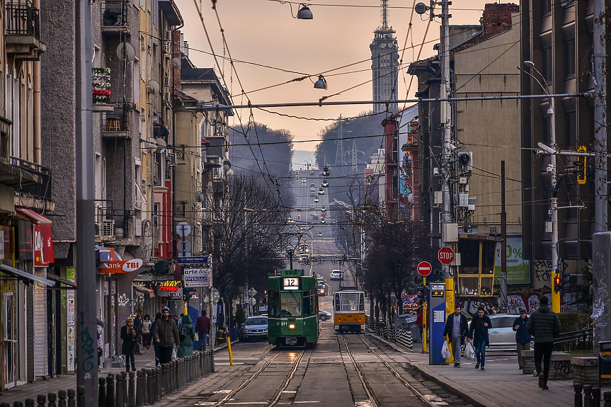 Какви са постъпленията в Европа от имотни данъци и къде е България?