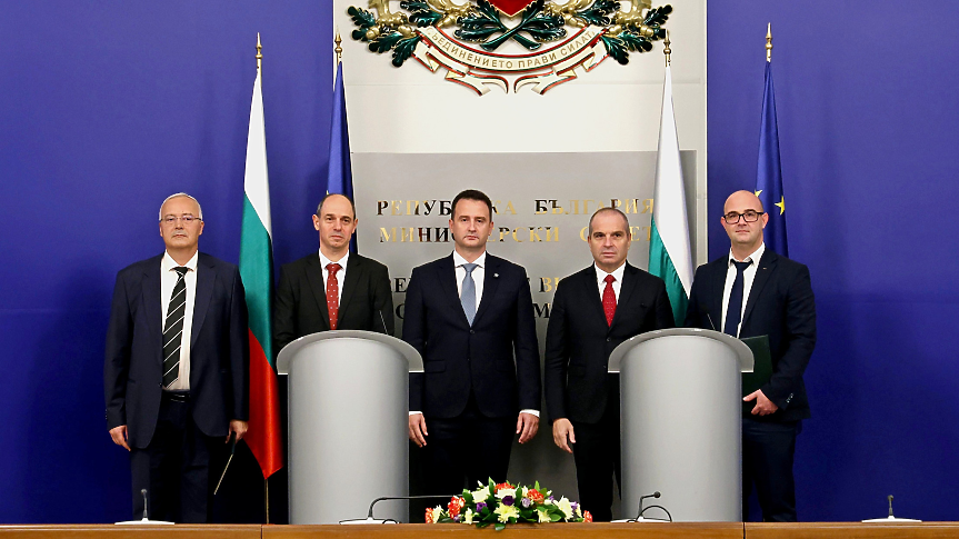 Подписване на Меморандум за сътрудничество и взаимодействие между НК „Железопътна инфраструктура“, „Електроенергиен системен оператор“ ЕАД и „ЕСО Чардж“ ЕАД