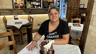 Историята на българската механа Балкан в Атина – между кризите и еврото (ВИДЕО)