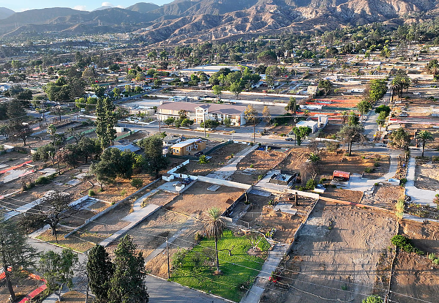 Спечелил $2 млрд. от лотарията харчи милиони за парцели, изгорели при пожарите в Лос Анджелис