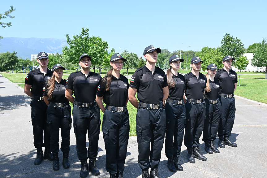 Разходите за държавни заплати скачат до рекордни 22.8 млрд. лв. през 2025 г.