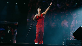 Задържаха пътни инспектори за поискан подкуп от екипа на Роби Уилямс