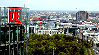 Най-голямата жп компания в Европа приключва с мръсните гари и със затворените кафенета във влаковете