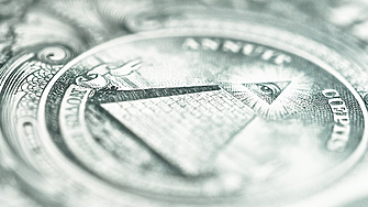 Скъсяването на долара все по-болезнено за инвеститорите