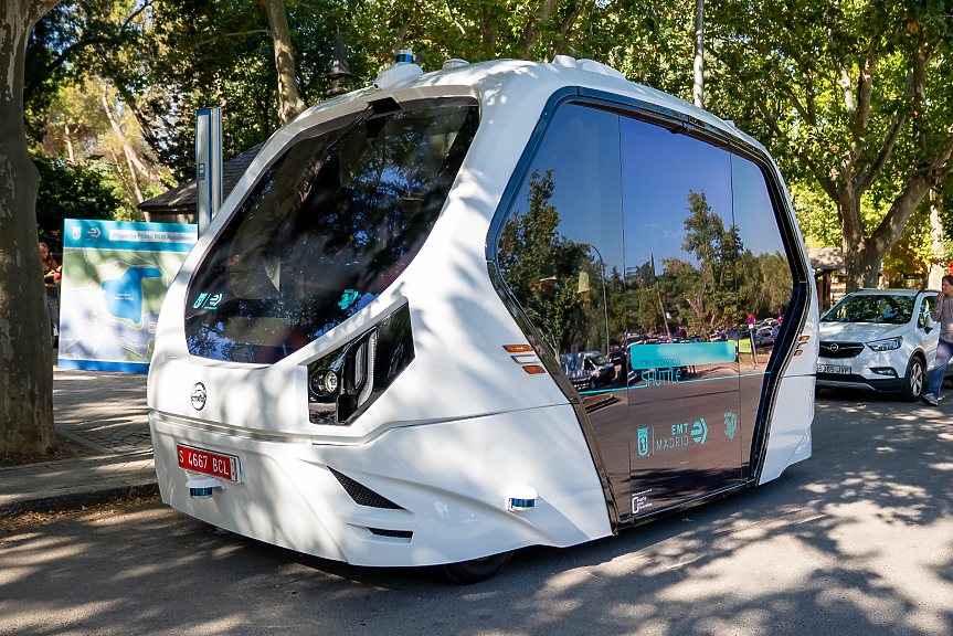 Мадрид тества първия автономен автобус, произведен в Испания