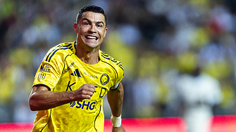 Роналдо стана първият футболист милиардер