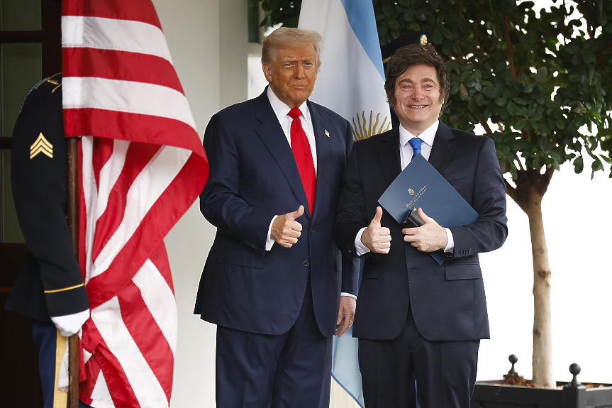 Защо Тръмп спасява Аржентина с $20 млрд. въпреки политиката Америка на първо място?