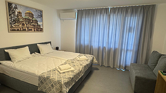 Винарна, автосервиз и учебен хотел откриха в гимназия в Сандански