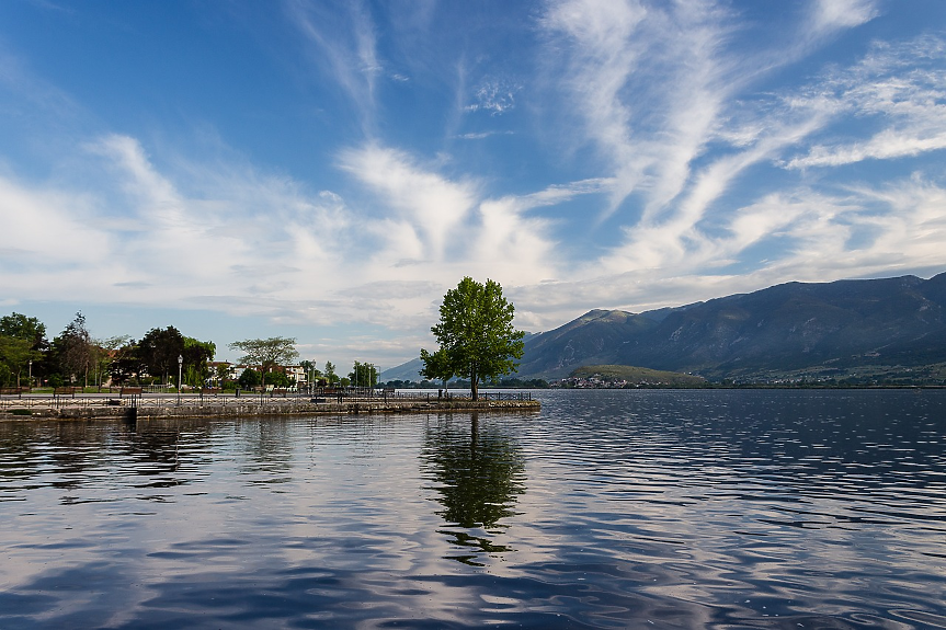 Янина: Гръцкият град, който сияе през есента