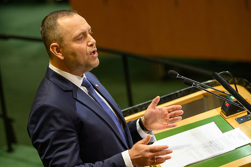 Полша въведе нулев данък върху доходите на родители с две деца