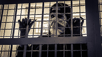 След най-голямата конфискация на биткойни в света: Коя е богинята на богатството Яди Джан?