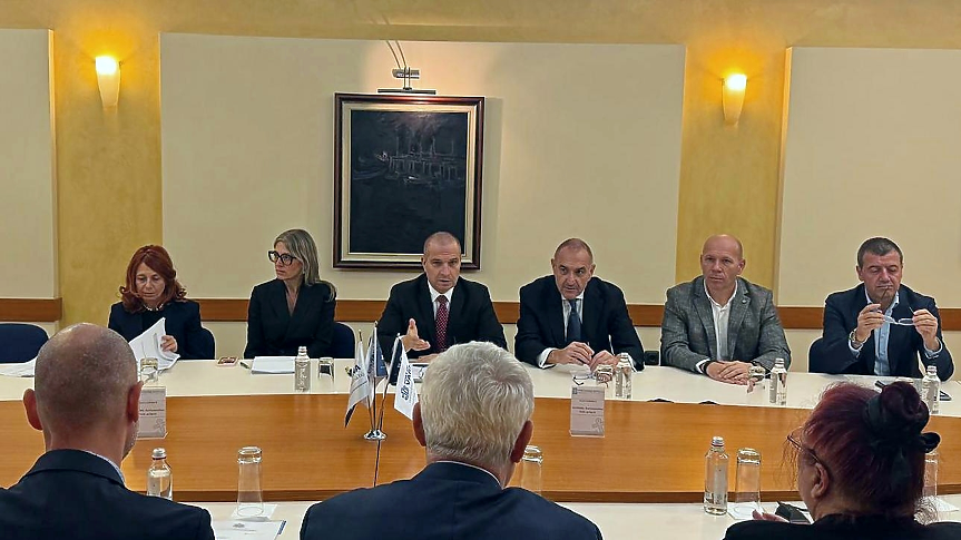 Търсят се 500 млн. евро инвестиции за пристанище Варна